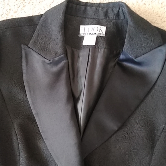 Jacket - Picture 5 of 6